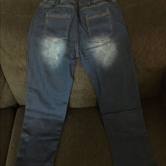 Rabbit Embroidered Straight Leg Jeans-New!! - Picture 9 of 9